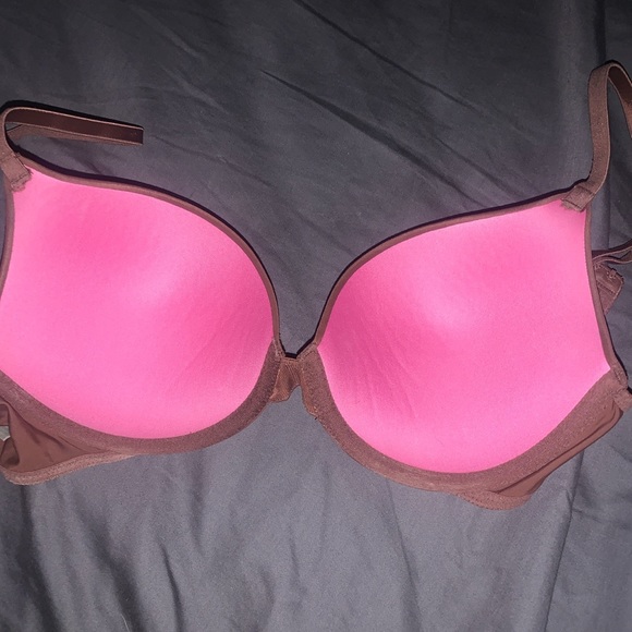 Burgundy VS bra in size 32d - Picture 2 of 3